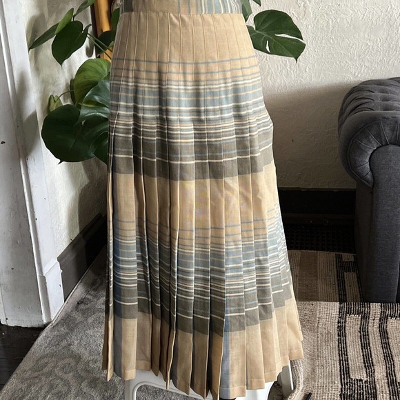 VTG Charlotte Ford Classique Reversible Pleated Midi Skirt Pure Wool 8 GORGEOUS - Picture 5 of 14